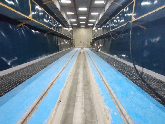 Rail vehicle washing system